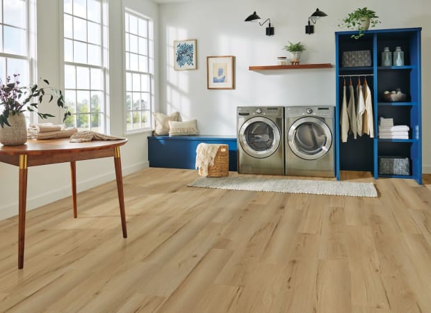 Ingenious Plank in Natural Horizon 7.83" X 48" | Bruce