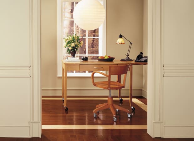 Kennedale Maple Solid in Cherry 3-1/4" | Bruce
