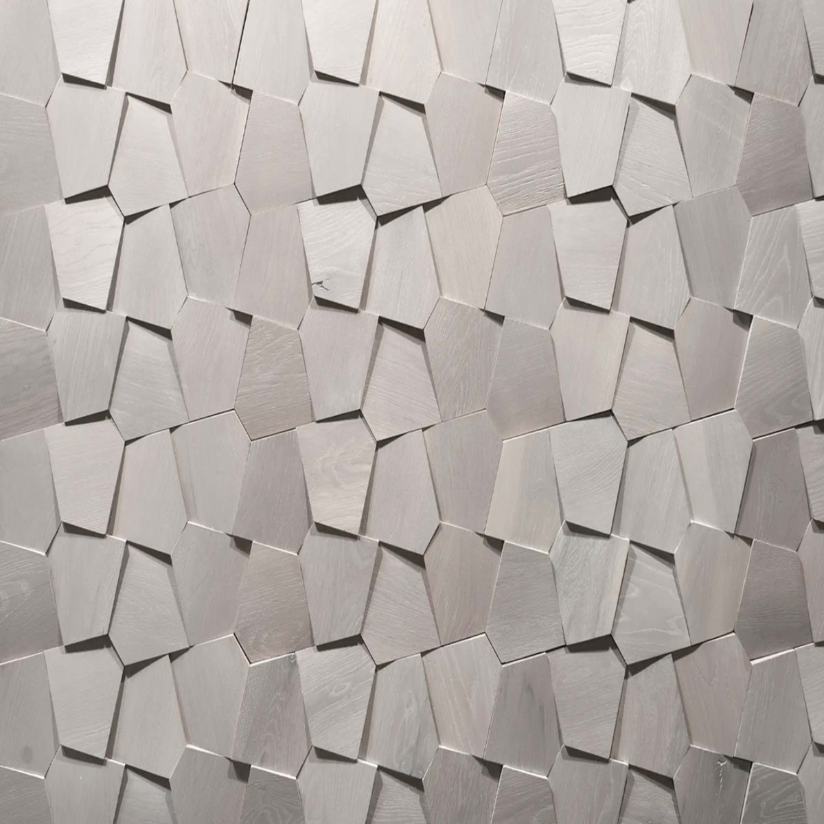 Wall - Motif - Forma in Soft White Hardwood