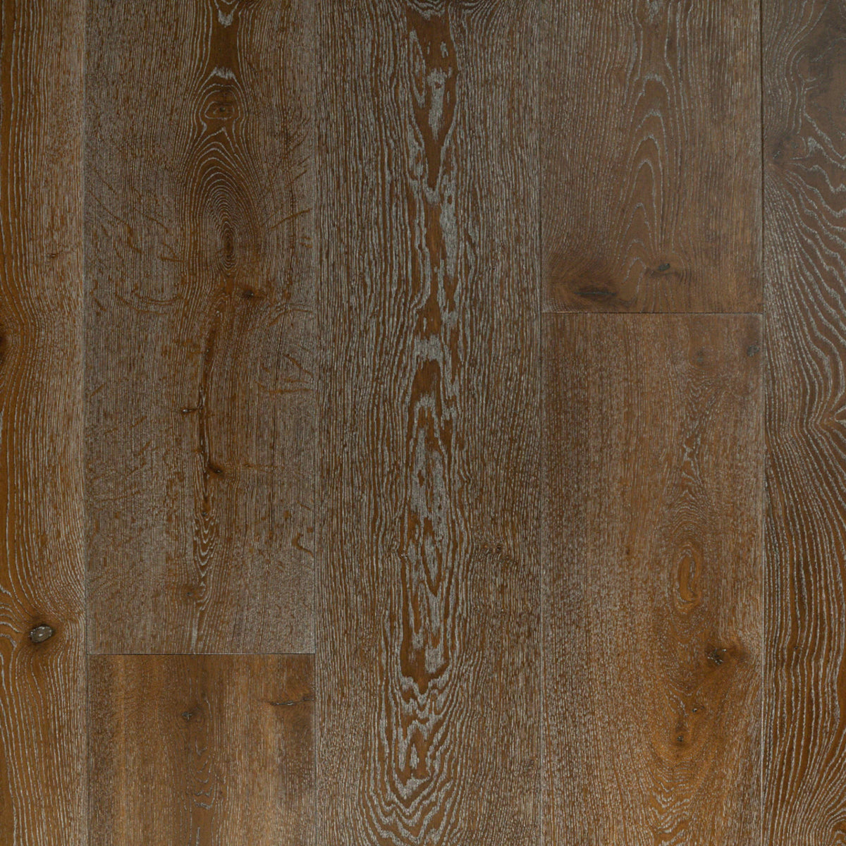 La Riva in Huracan Hardwood