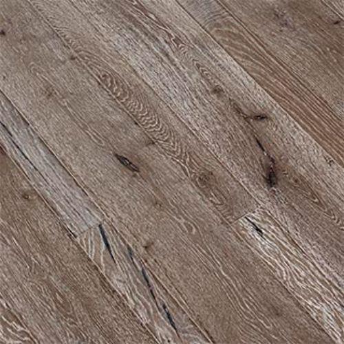 Reclaimed Oak in Distressed Grey Hardwood