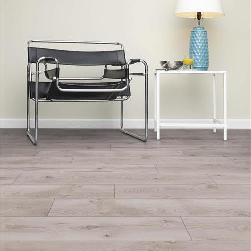 Classic Estate in Roseville Laminate
