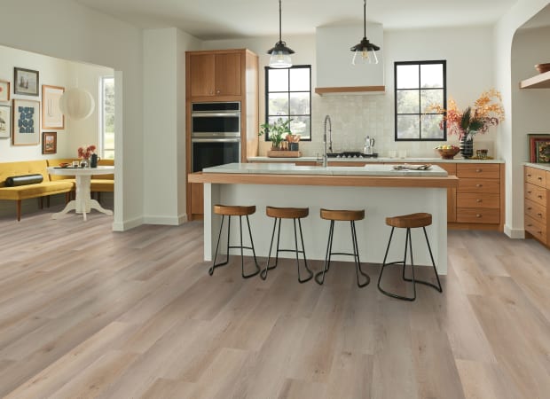 LifeSeal Nature's Envy in Breezy Beige 9.06" X 60" | Bruce