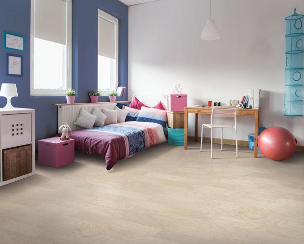 Moda Living in Sweet Talker