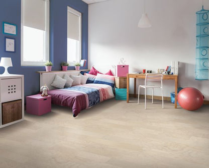 Moda Living in Sweet Talker