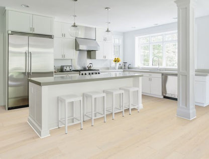 Coltrane Cove in Oxhide Hickory
