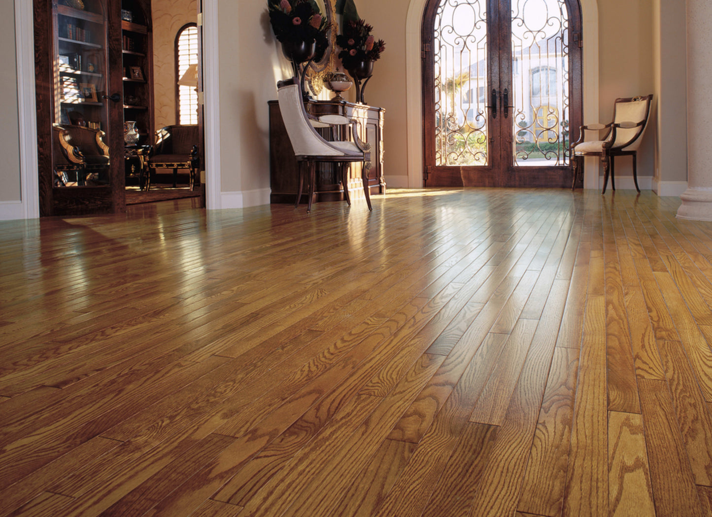 Ascot Strip Red Oak Solid in Sable