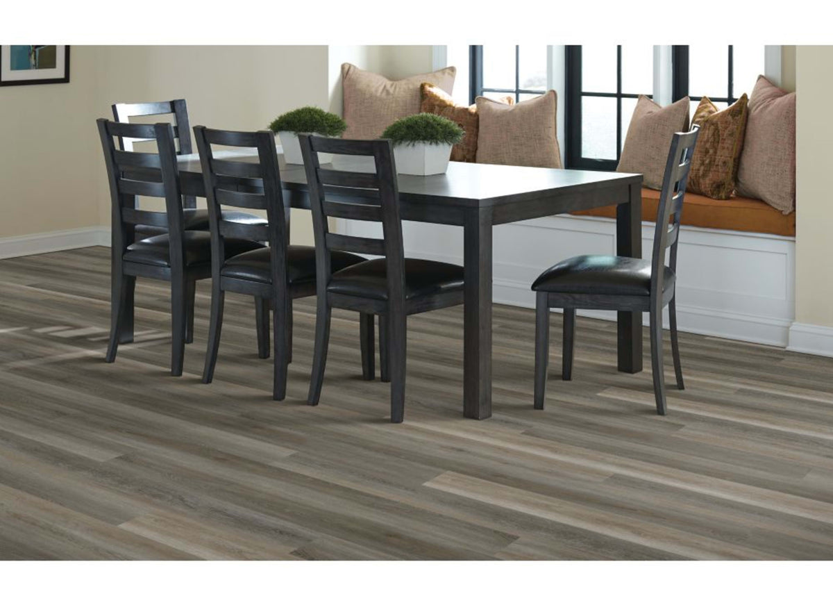 Lush Terrace in Rustic Taupe