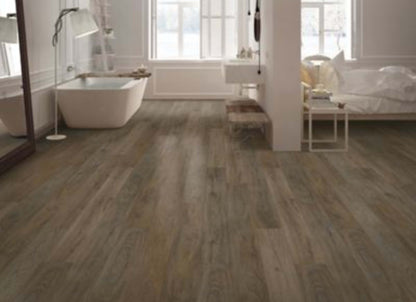 Lookout Trace in Worn Gray