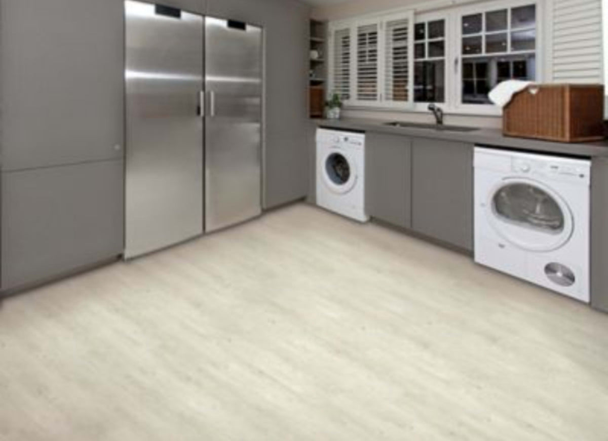 Footpath 20 Db in Barnwood Wood