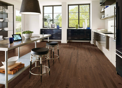 Prime Harvest Red Oak Solid in Natural 3.25" - High Gloss