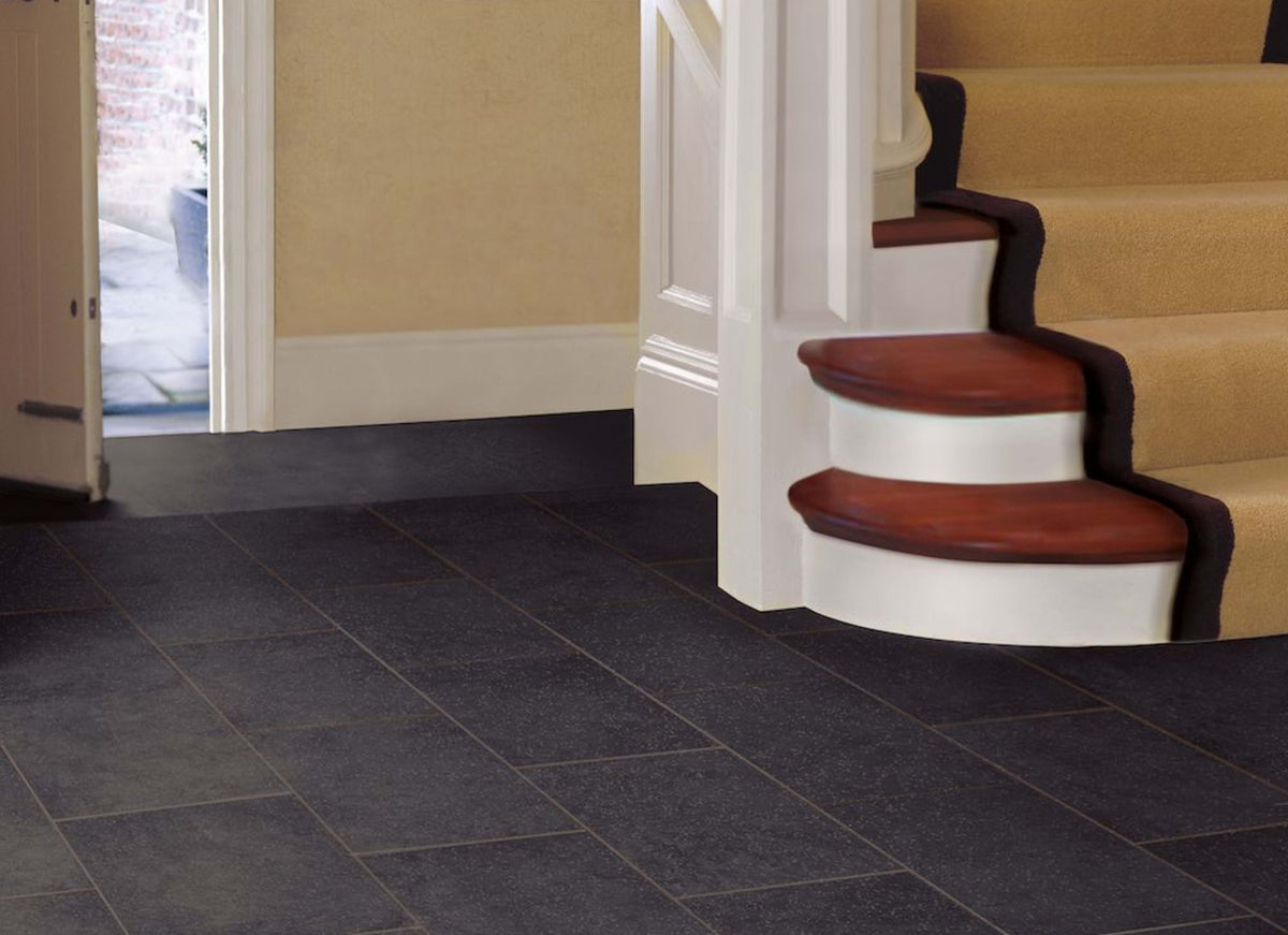 CushionStep Amador Medallion in Heirloom Gray 12'