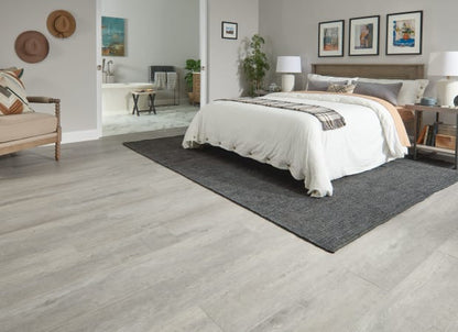 LifeSeal Reserve in Cloudiness Gray 9.1" X 60" | Bruce
