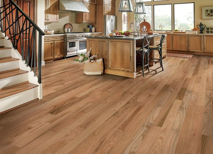 Manchester Red Oak Solid in Natural 3-1/4" | Bruce