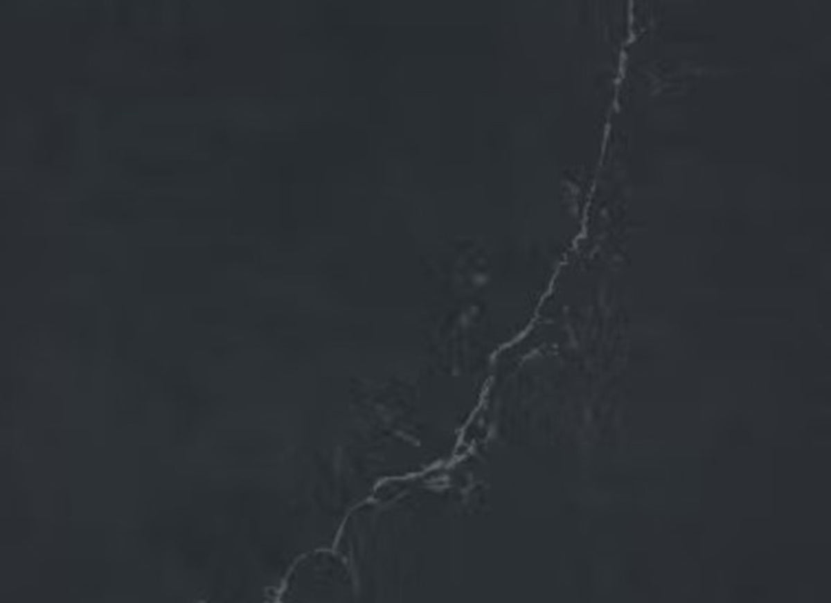 Silestone - Eternal in Charcoal Soapstone