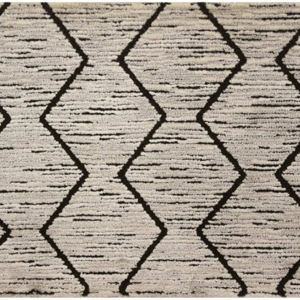 Crystabella in Metal Carpet
