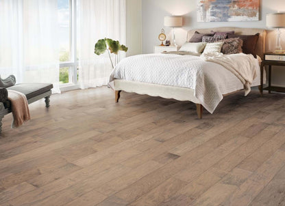 Rustic in Natural