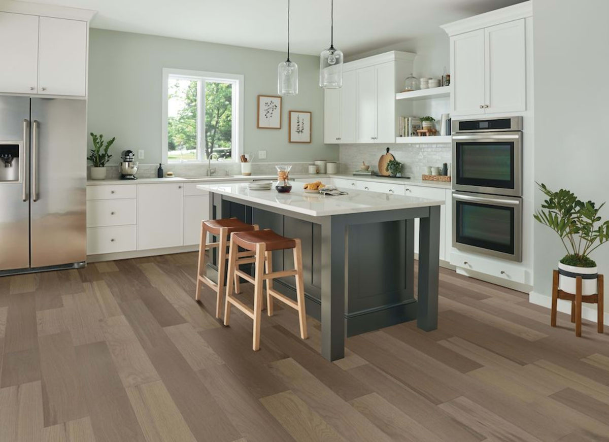 Dogwood Pro White Oak Engineered in Warm Coastal 7.5"