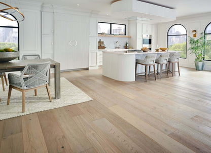 Nature's Canvas White Oak Engineered in Botanical Brown 9.07"
