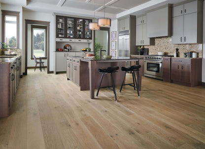 TimberBrushed Gold  White Oak Engineered in Beach Day 7.48"
