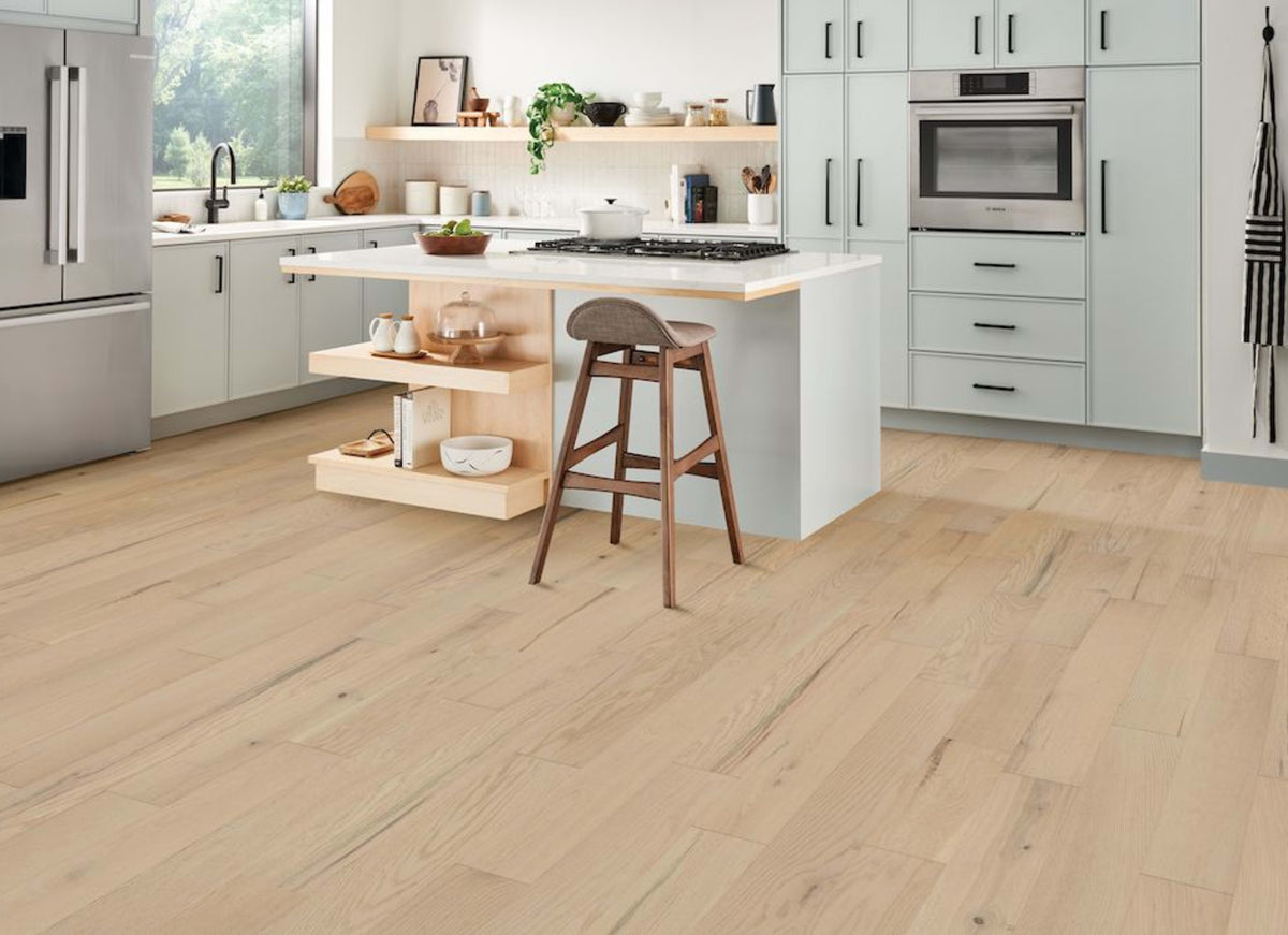 Woodland Traditionalist Red Oak Engineered in Nautical Nod 6.5"