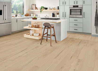 Woodland Traditionalist Red Oak Engineered in Nautical Nod 6.5"