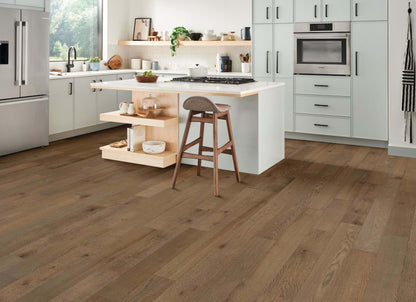 Woodland Traditionalist Red Oak Engineered in Sunset Serenity 6.5"