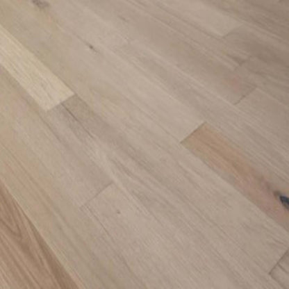 Essence Oak in Hopewell Hardwood
