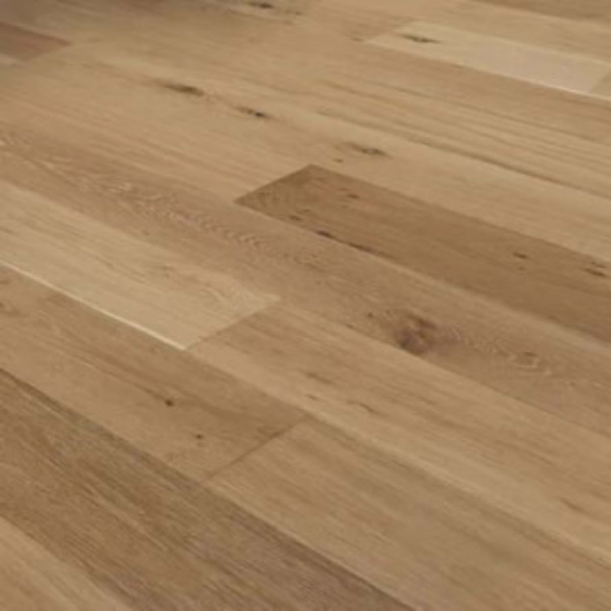 Essence Oak in Sedona Hardwood