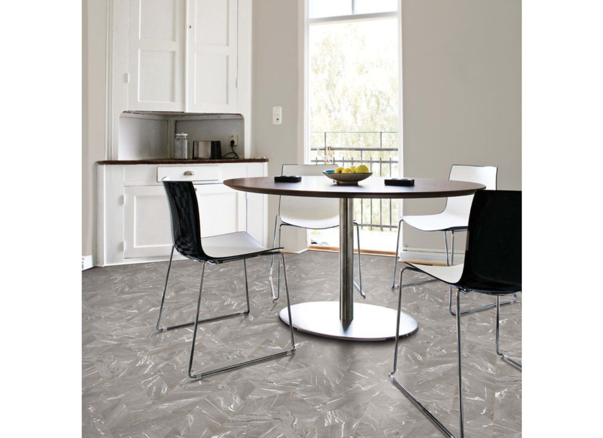 Elan Peak in Nomadic Bronze