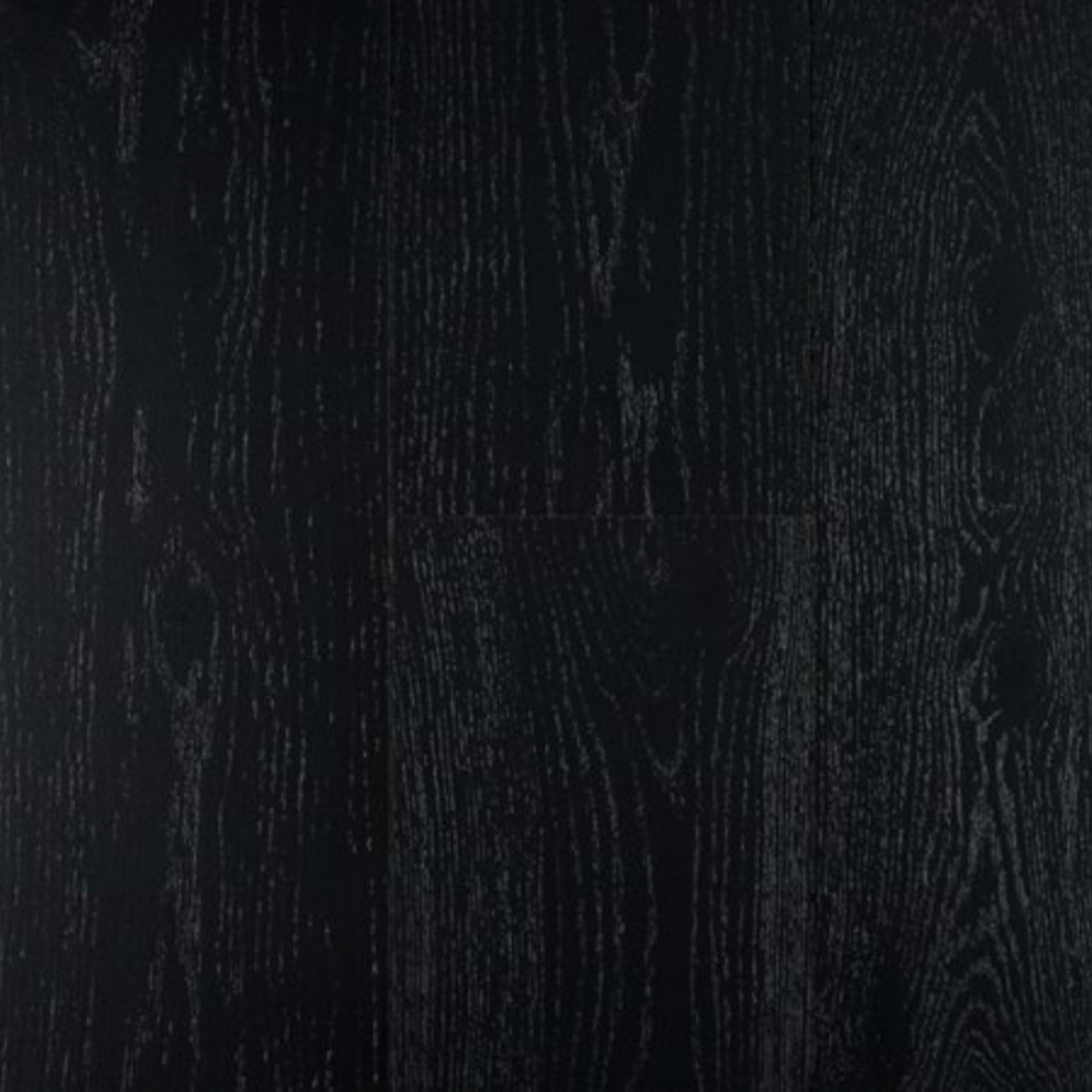 RIVA Elite in Black Hardwood