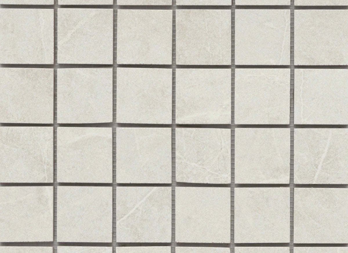 Sterlina II in Silver-Mosaic Mesh Matte
