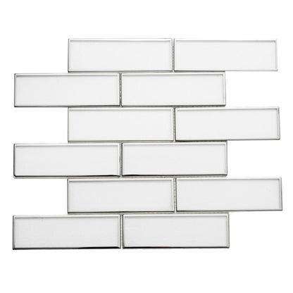 Chelsea in White With Silver Glass Tile