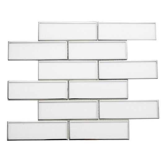 Chelsea in White With Silver Glass Tile