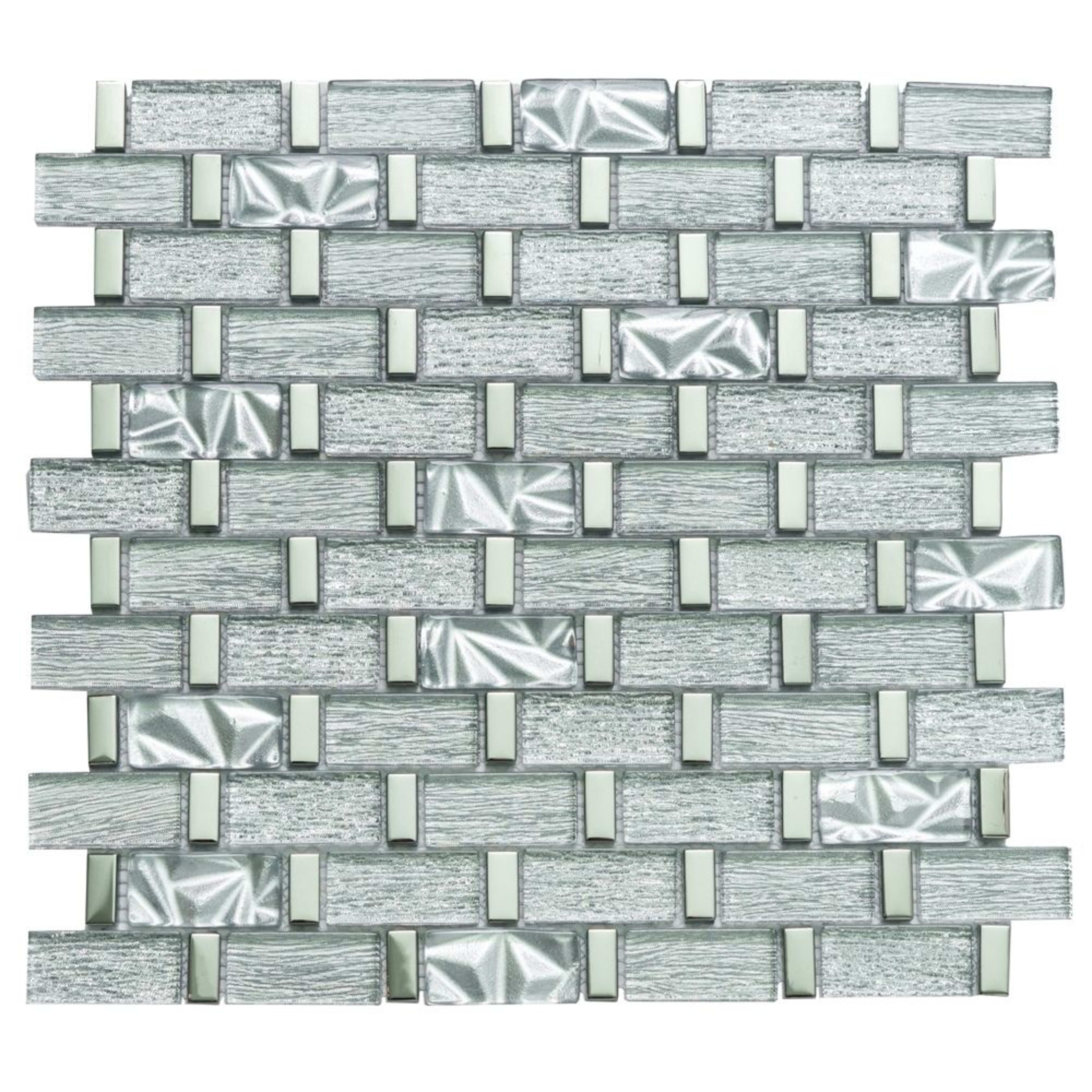 Chrome in Winter Glass Tile