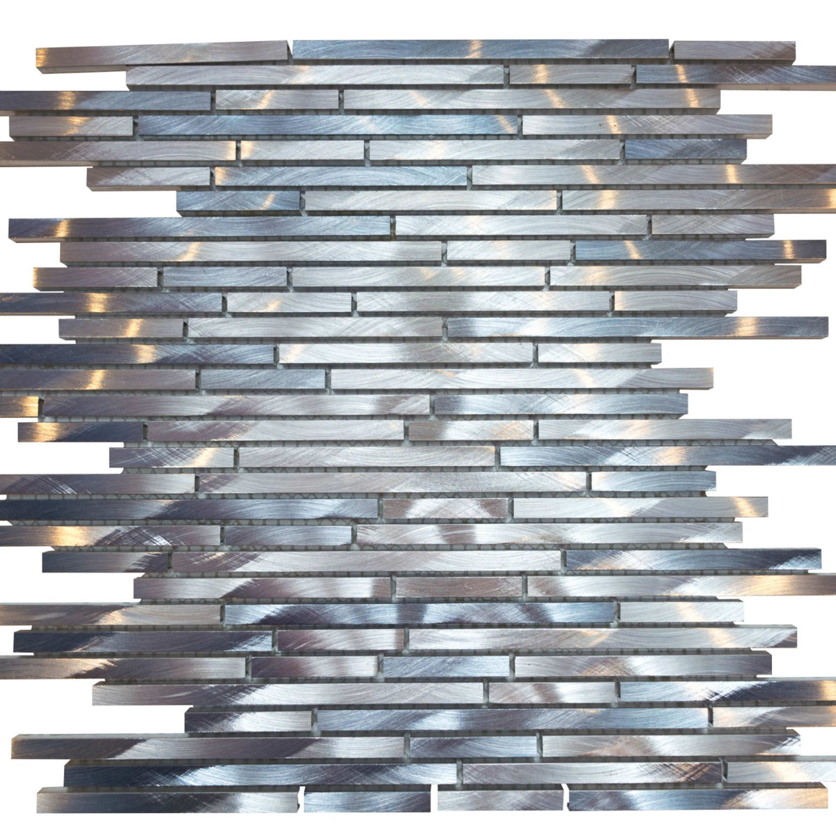 Metallic in Sleek Sky Glass Tile