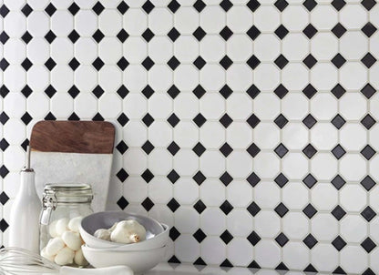 Octagon in Carrara And Black