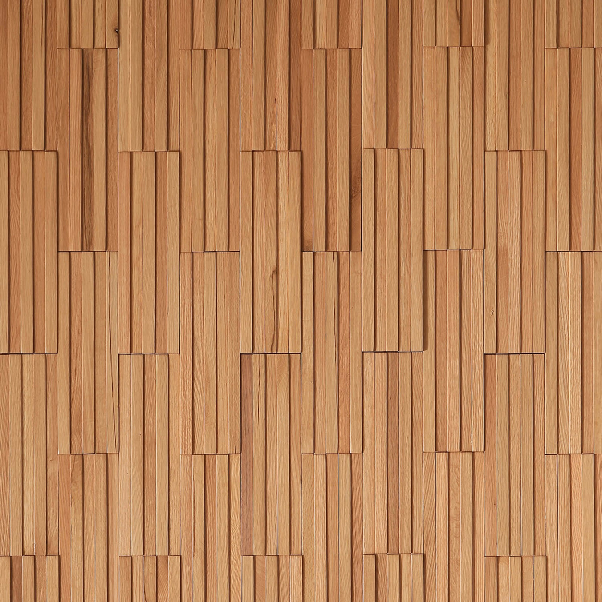 Wall -  Inceptiv - Parallels in Golden Oak Hardwood
