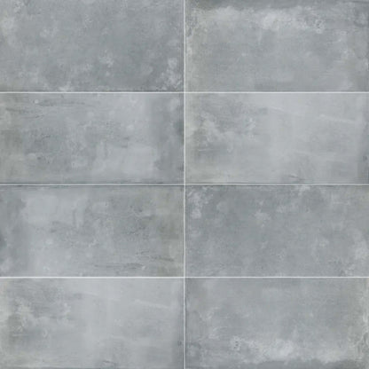 Icon in Smoke Tile
