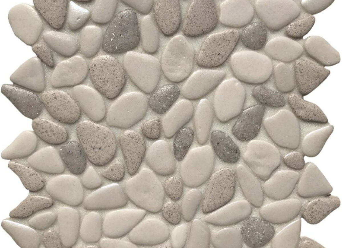 Liquid Rocks in Fresh Water Pearl