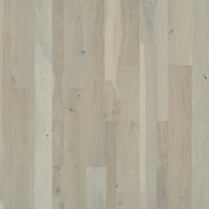 Monterey Hardwood in Villa Hardwood