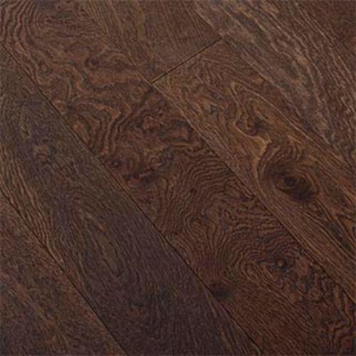 New England in Railroad Ave Hardwood