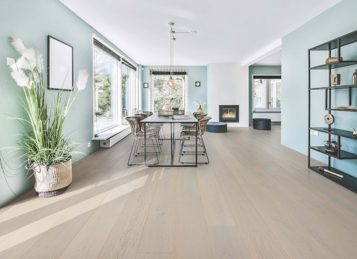 PremierLux in Seaside Oak