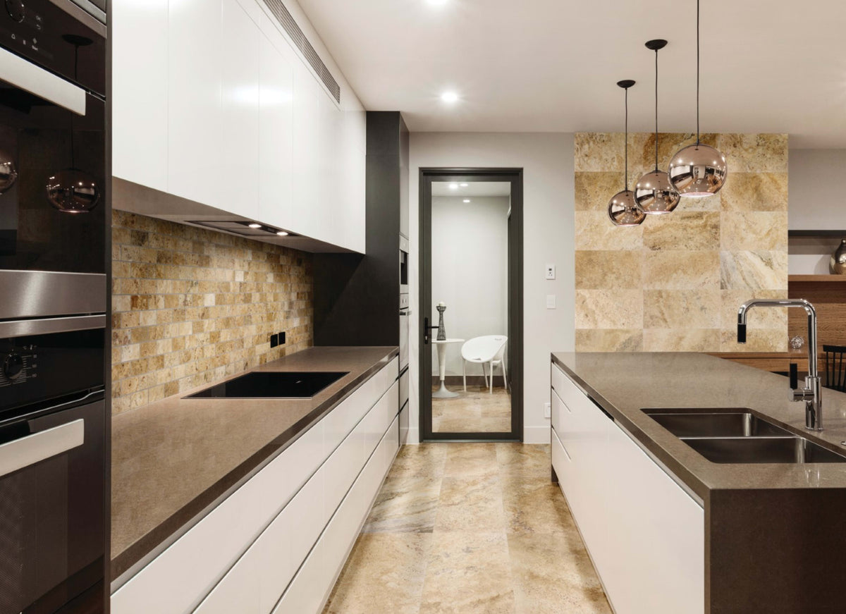 Travertine in Ivory Chiseled Edge 16x16