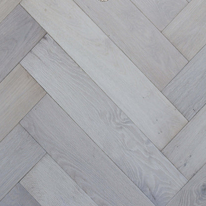 Herringbone Custom in Hr18321 Hardwood