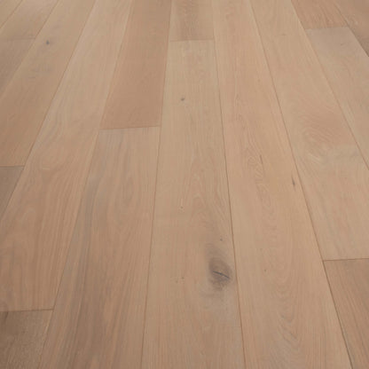 Renaissance in Jenne Hardwood