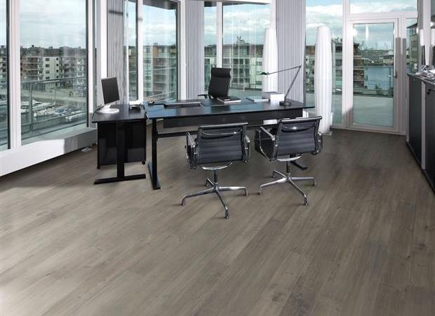Regatta Collection in Spinnaker Oak
