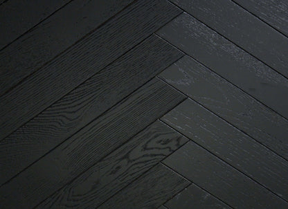 Riva Quartz in Black