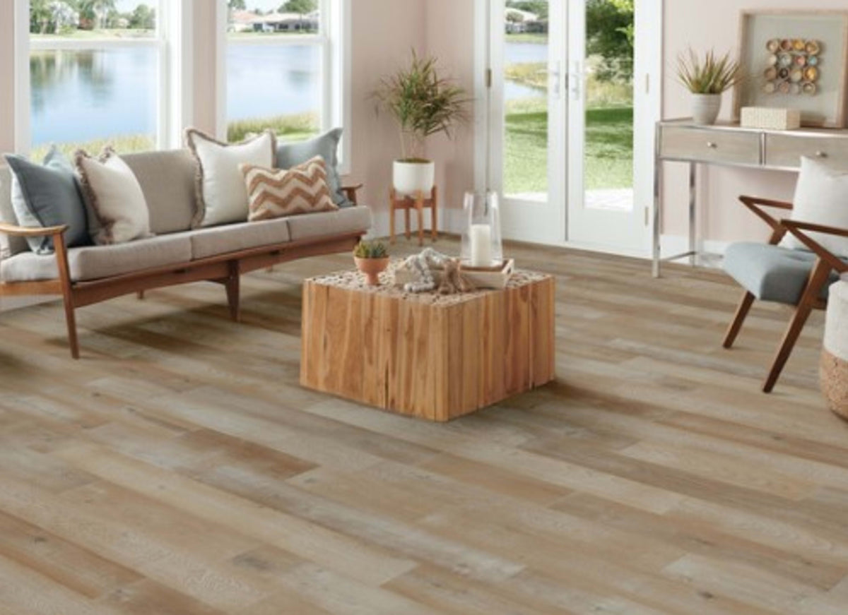 Artisan Living White Oak Engineered in Golden Hue 7"