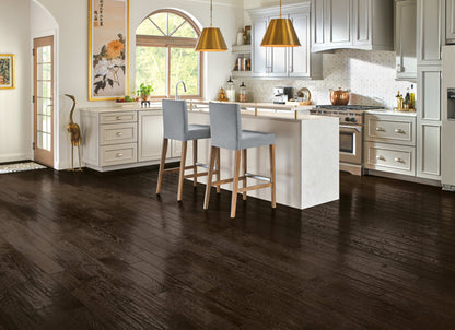 Appalachian Ridge White Oak Solid in Natural Attraction